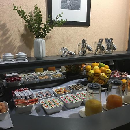 Confort Hotel Montgeron Dış mekan fotoğraf