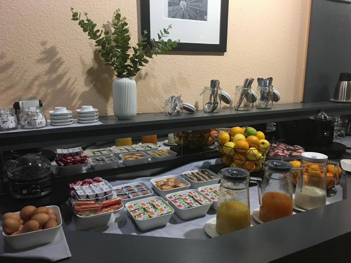 Confort Hotel Montgeron Dış mekan fotoğraf