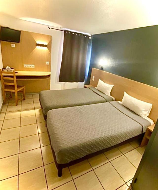 Confort Hotel Montgeron Dış mekan fotoğraf